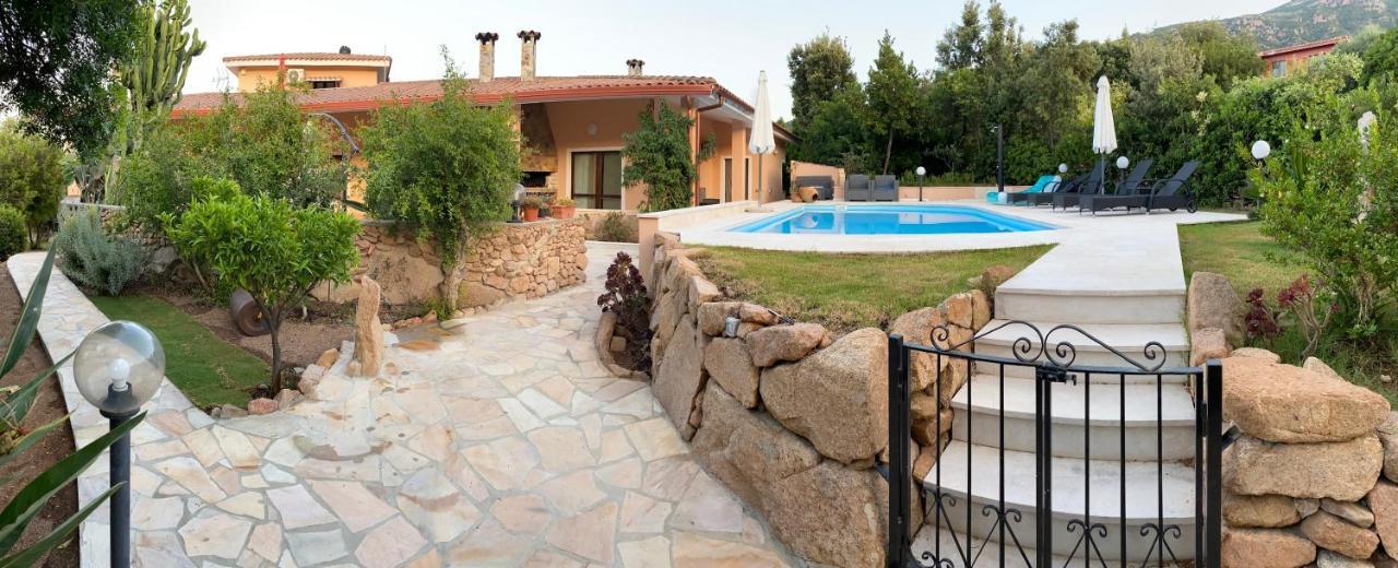 Bed and Breakfast Casa Mariluka Capoterra Exterior foto