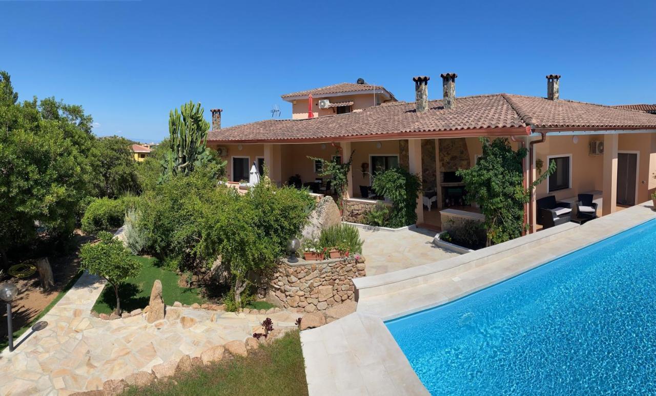 Bed and Breakfast Casa Mariluka Capoterra Exterior foto