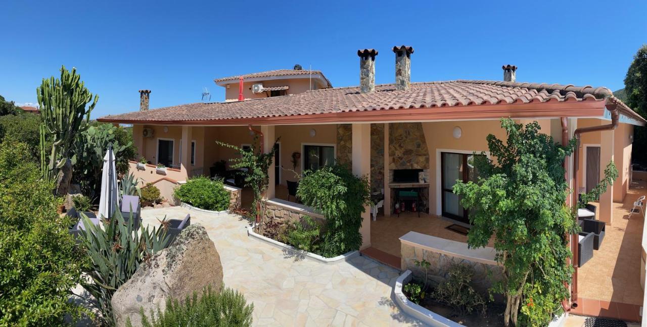 Bed and Breakfast Casa Mariluka Capoterra Exterior foto